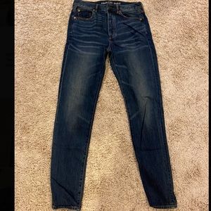 American Eagle Hi-Rise Girlfriend Jeans
